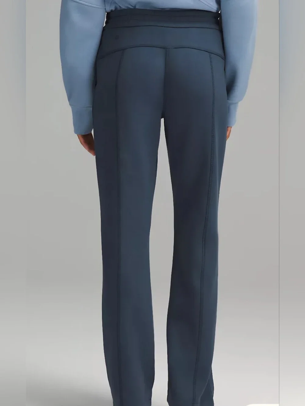 LULULEMON | Softstreme High-Rise Pant | True Navy | Size 8 Regular - Picture 3 of 10